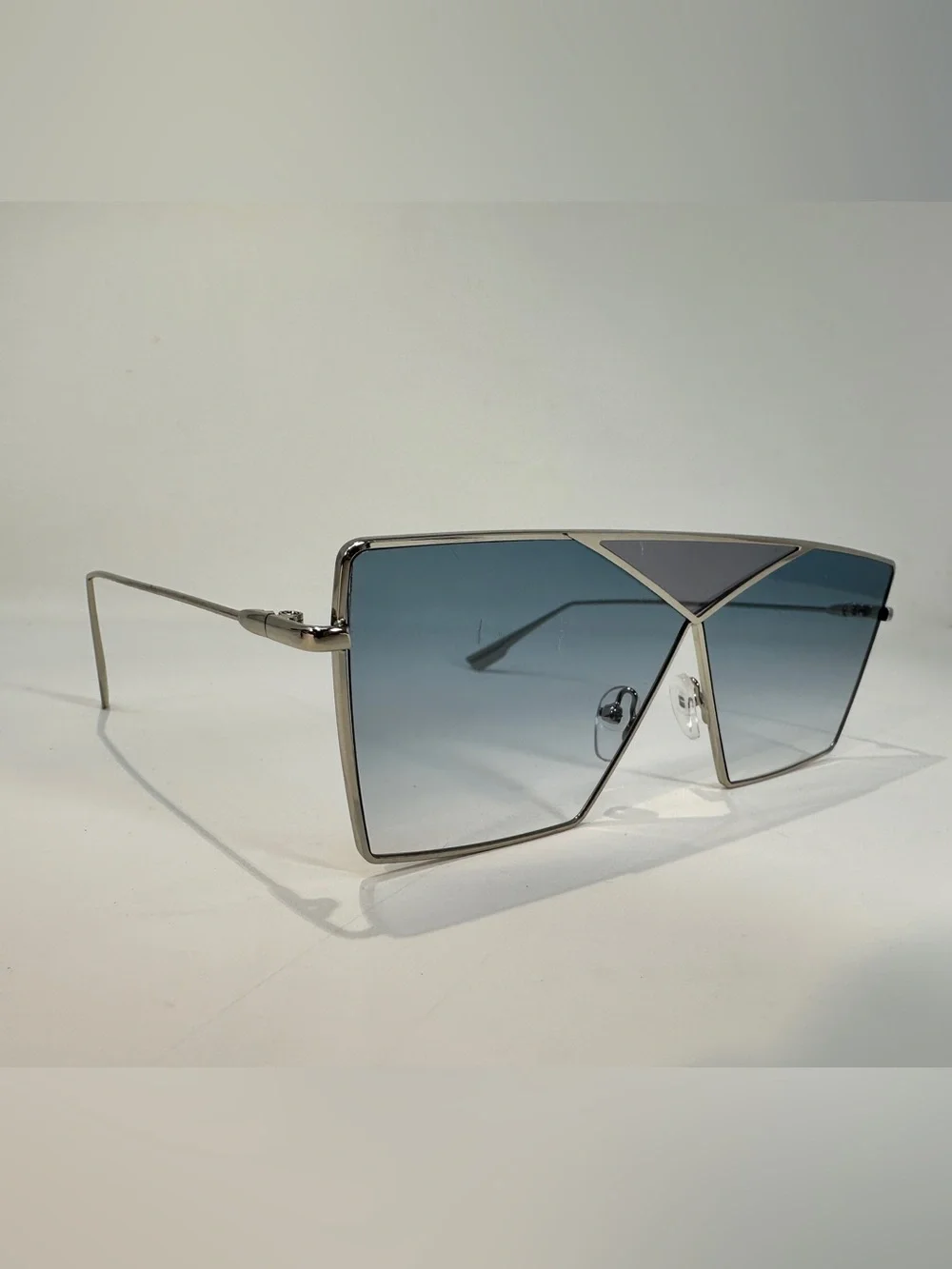 Loewe Puzzle Authentic Sunglasses Frames 69-3 Square LW40011U Geometric
